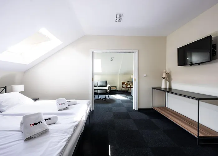 Apartmanhotel Home Aparthotel 4*