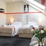 Home Aparthotel
