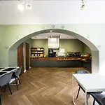 Home Aparthotel 4* Krakkó