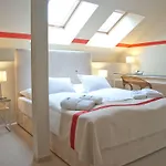 Home Aparthotel