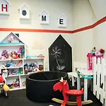 Home Aparthotel