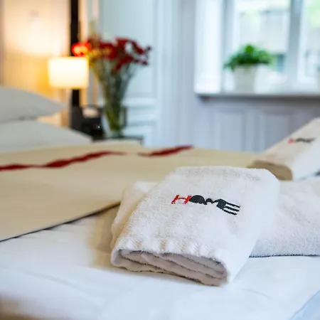 Home Aparthotel Краков