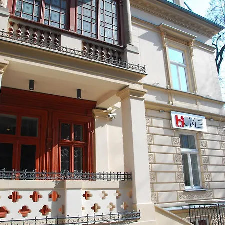 Home Aparthotel Апарт-отель Краков