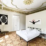 Home Aparthotel Апарт-отель 4*