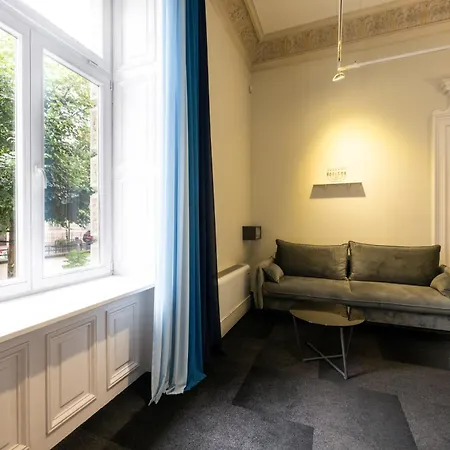 شقة فندقية Home Aparthotel كراكوفيا