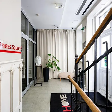 Home Aparthotel 4* Cracovie